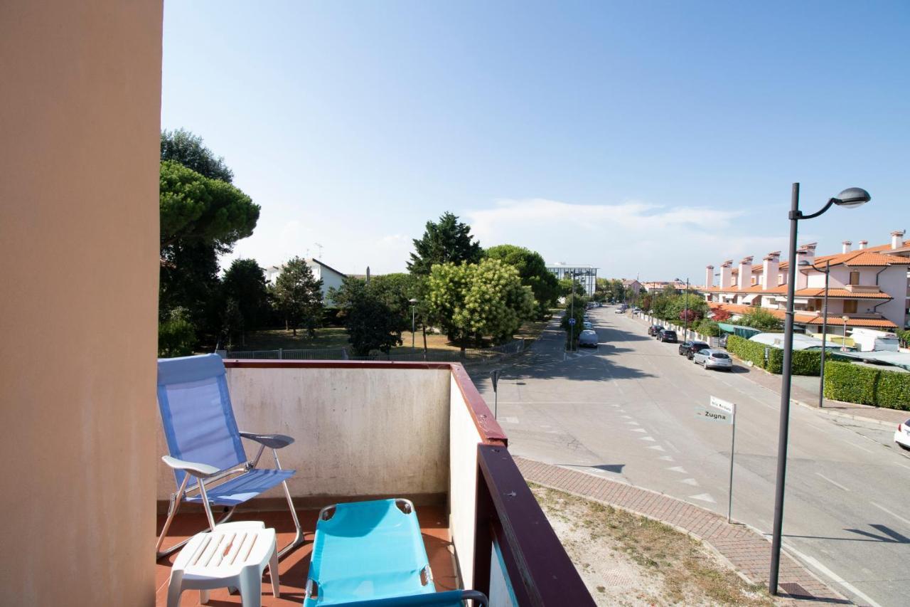 Holiday Apartment Каорле Екстериор снимка