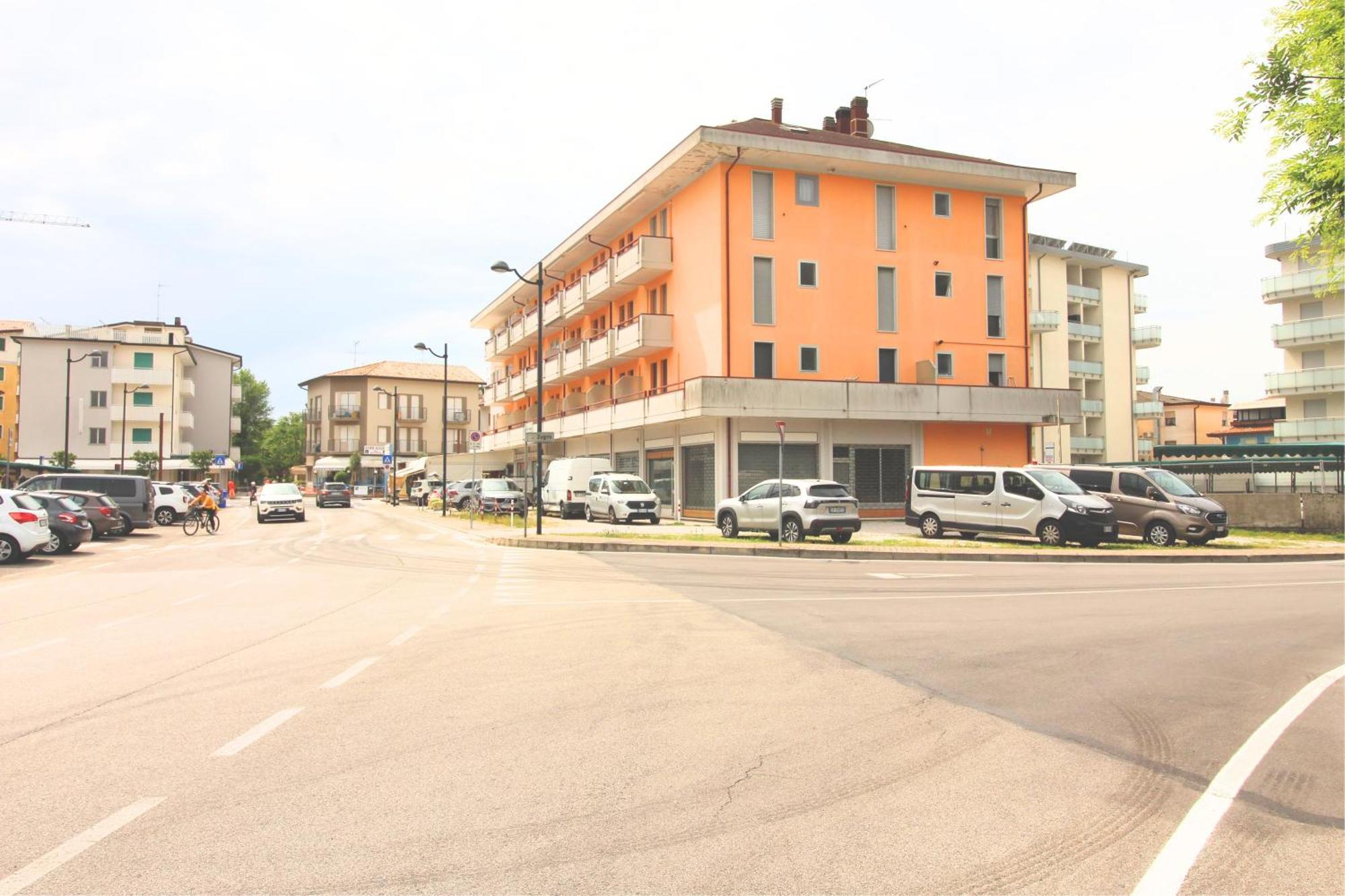 Holiday Apartment Каорле Екстериор снимка